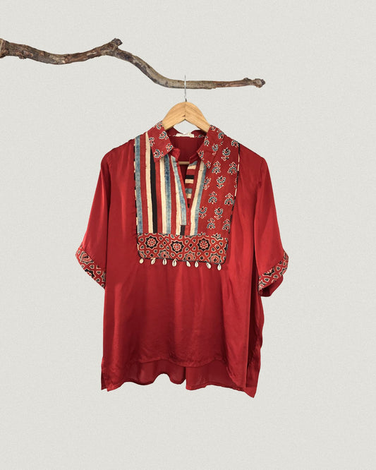 Nil Yoke Top